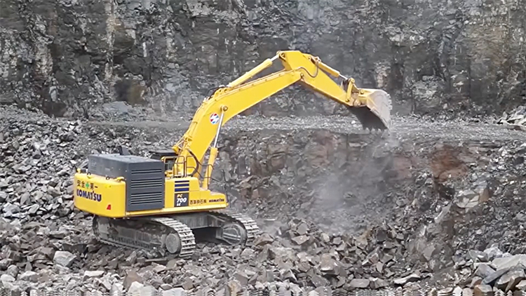 PC700LC-11 砕石強化仕様車のご紹介｜商品情報｜コマツ