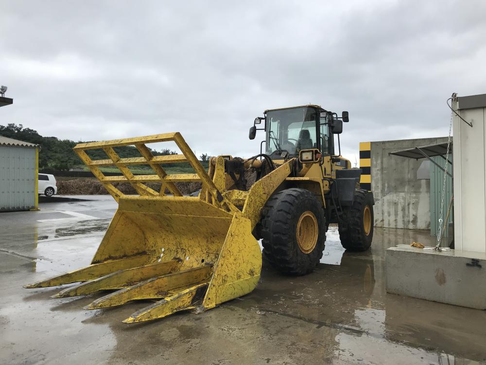 沖縄の主力産業〝サトウキビ加工〟を支える製糖工場|商品情報|コマツ 沖縄の主力産業〝サトウキビ加工〟を支える製糖工場|商品情報|コマツ