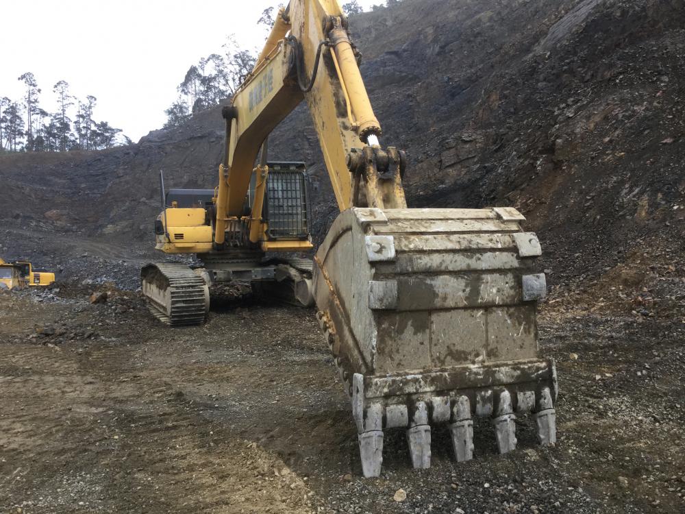 ヒールシュラウド｜商品情報｜コマツカスタマーサポート株式会社